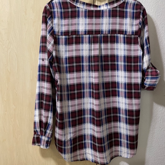 Women Medium Lightweight Plaid Casual to Career Blouse Button Down Shirt - Picture 5 of 8